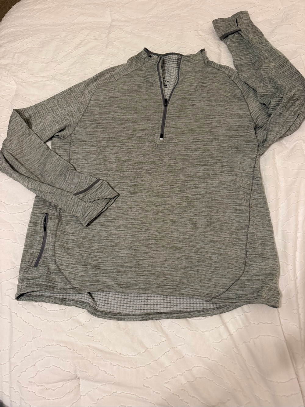 Nike Men's Light Gray Quarter-Zip Pullover